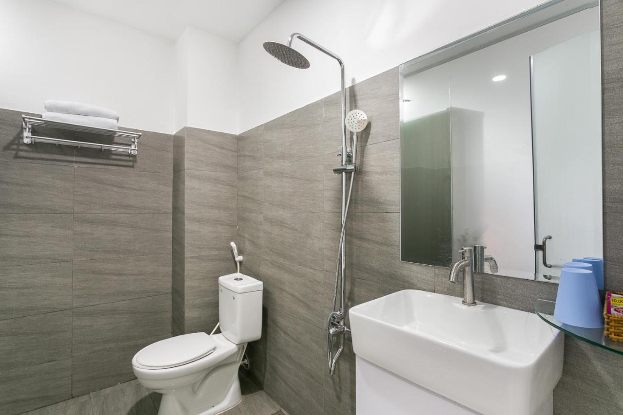 Saigoncucu Hotel Near Bui Vien Town Ho Chi Minh City Bagian luar foto