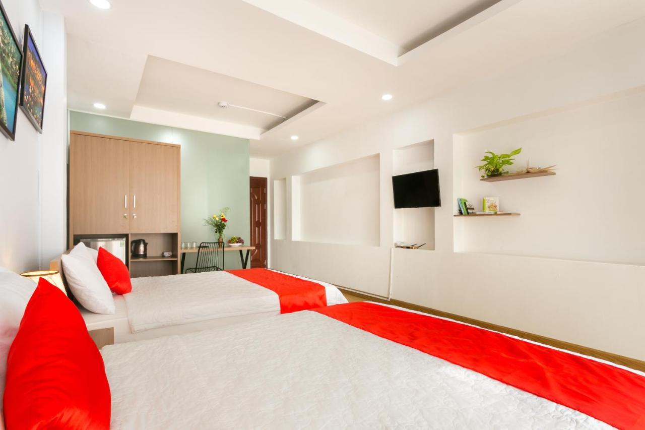 Saigoncucu Hotel Near Bui Vien Town Ho Chi Minh City Bagian luar foto